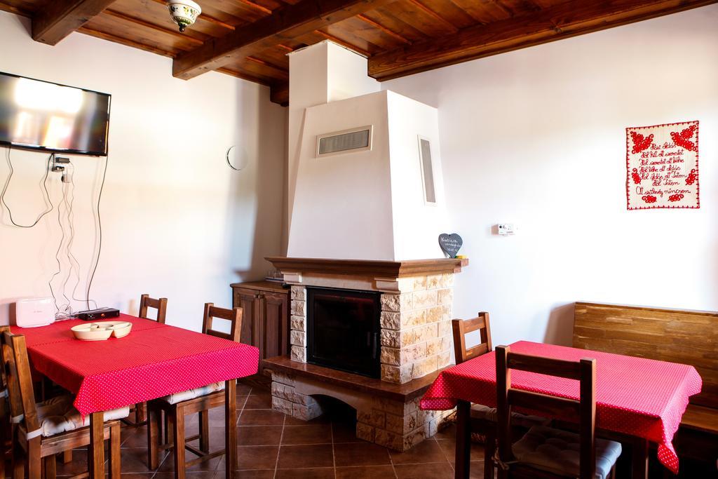 Katica Vendeghaz Hotel Tarcal Buitenkant foto